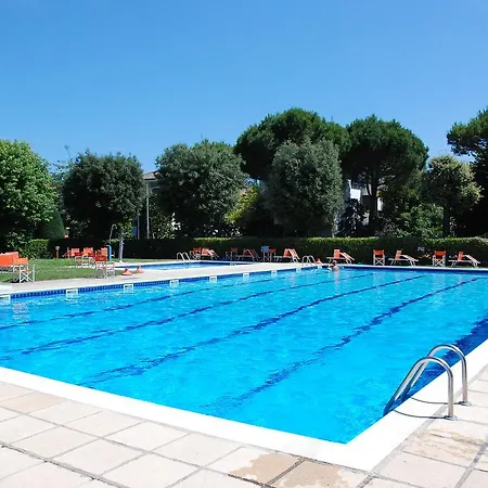 Locazione Turistica Giardino.3 *