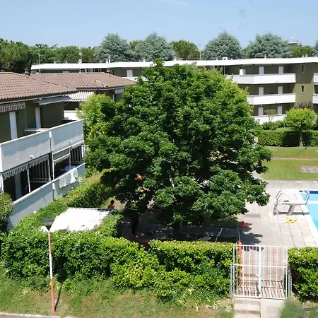 Locazione Turistica Giardino.3 *